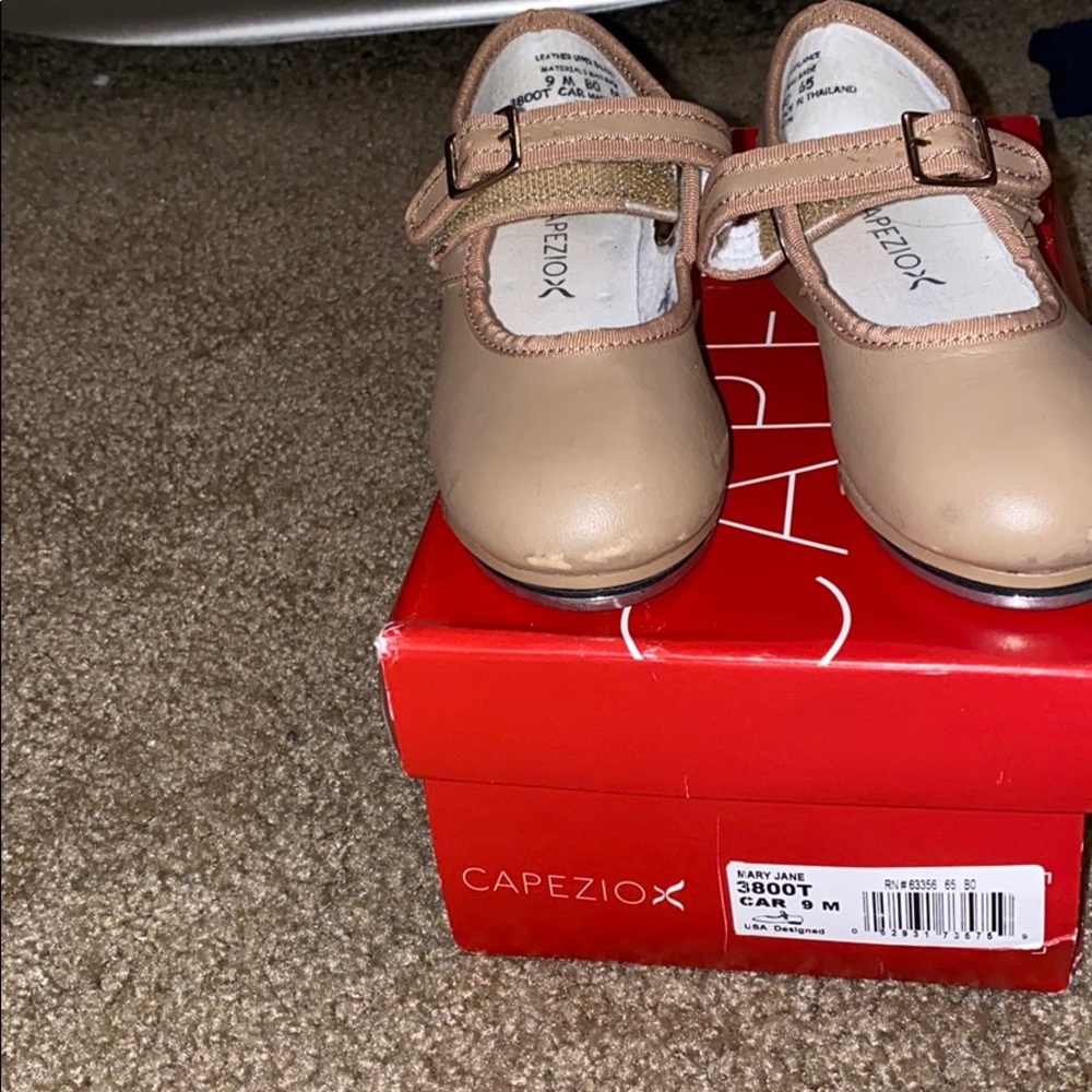 Tap shoes